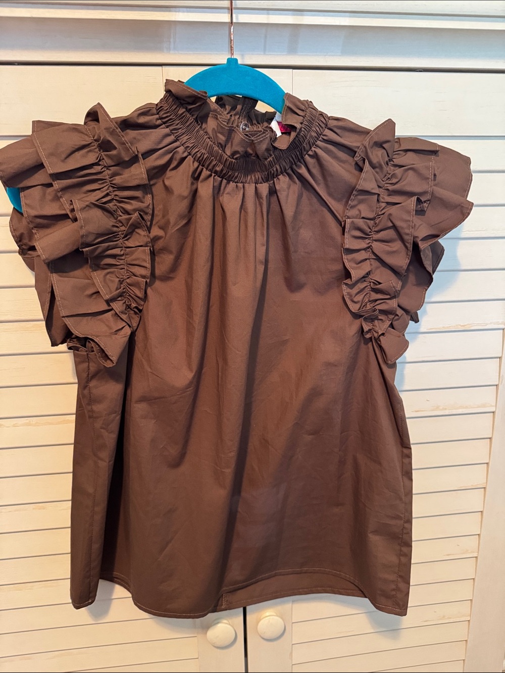 Meet me in Santorini Brown Ruffled Sleeve Women's Top size small